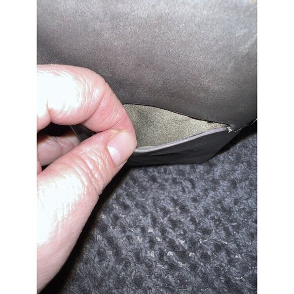 ROOTS Canada Gray Leather Bifold Checkbook Credit Card ID Slot Wallet - Picture 16 of 16